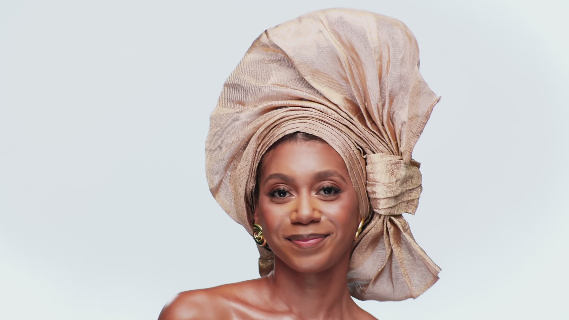 Angelina Swann Presenting Aduwa Gele