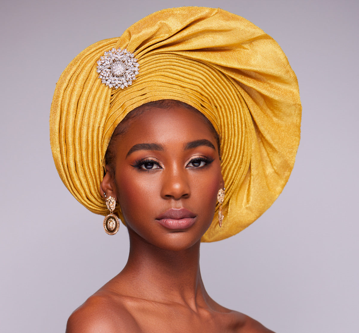 Angelina Swann Wide pleats yellow gele